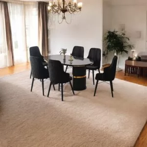 Set Masa Modella Vela negru-auriu  cu 6 scaune negre ®️